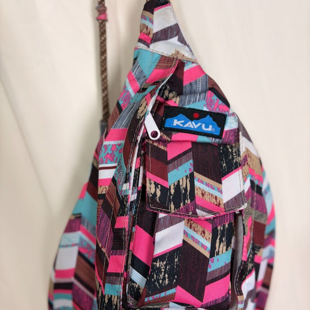 KAVU Mini Rope Sling Bag Crossbody Backpack Sunset Blocks Chevron Geometric
